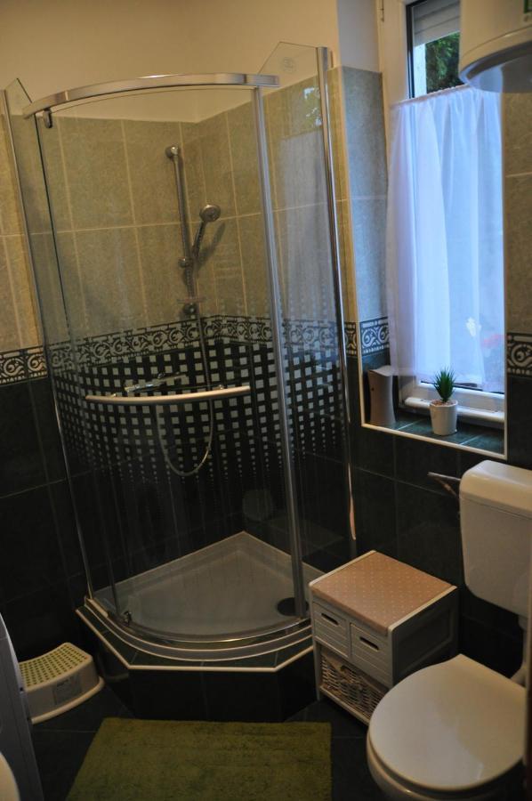 Gyorszem Apartman Luaran gambar